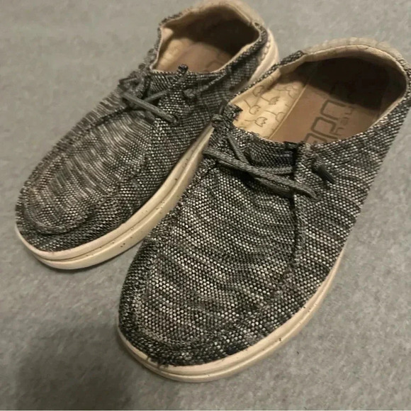 Hey Dude women’s Wendy Rise Sox Grey size 9 - Picture 1 of 7